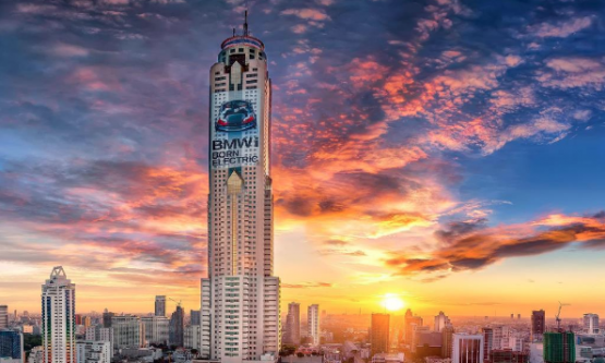 Seria "Przedsiębiorca w Tajlandii" 83 Pietro Wieżowiec Bangkok Baiyoke Sky Tajlandia