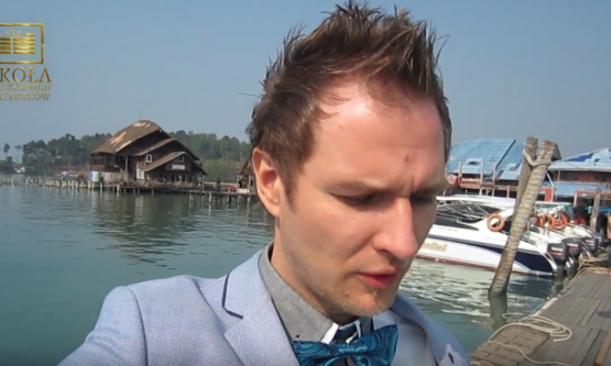 Motorówka i Wyspy W Tajlandii Seria "Przedsiębiorca w Tajlandii"